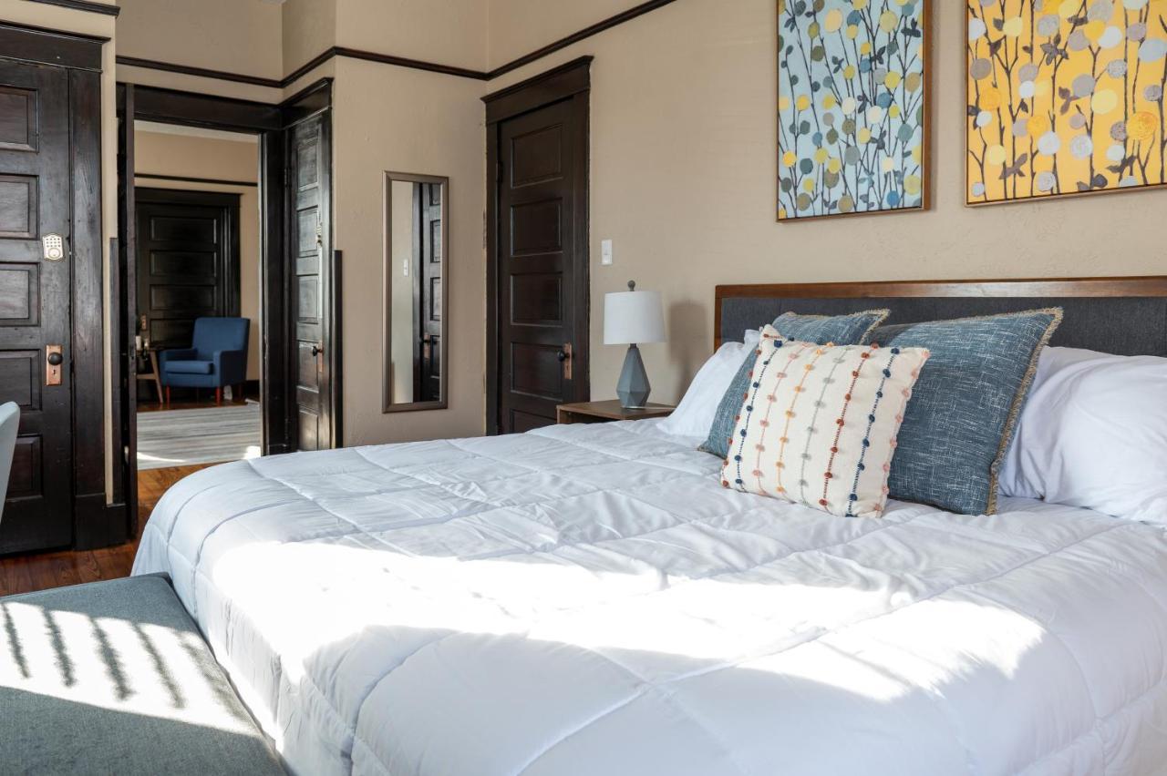 Updated 3 Bedroom Unit With Balcony! Cape Girardeau Exteriér fotografie